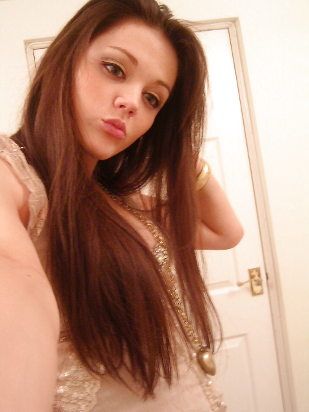 Increíblemente fotogénica
 #7696032