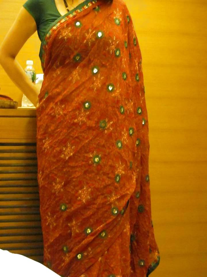 Quitar el sari indio 
 #3915023