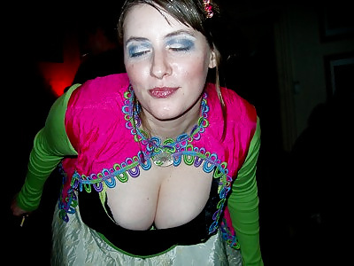 I love big tits and cleavage 4 #8737891