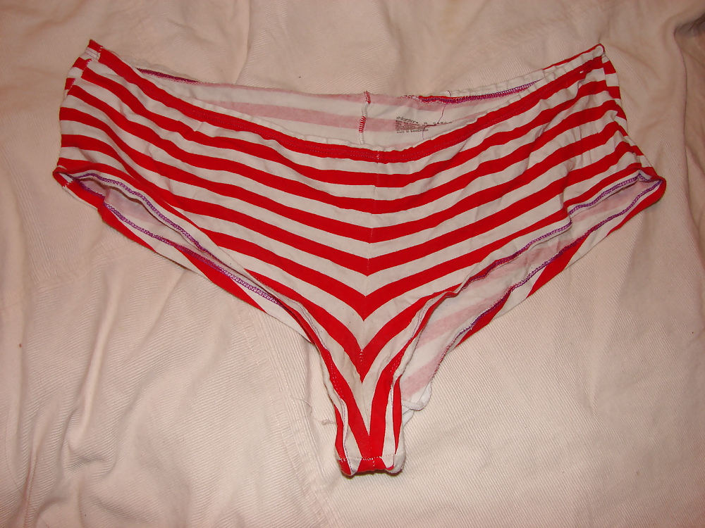 Big girl panties- Mean comments turn me on!! #3858833