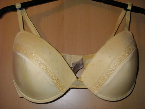 Used D Cups #8307556