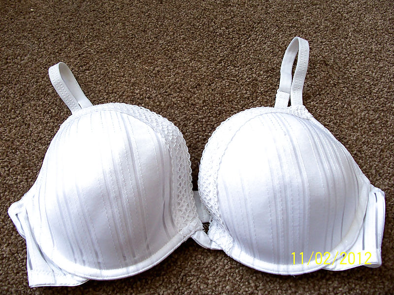 Used D Cups #8307573