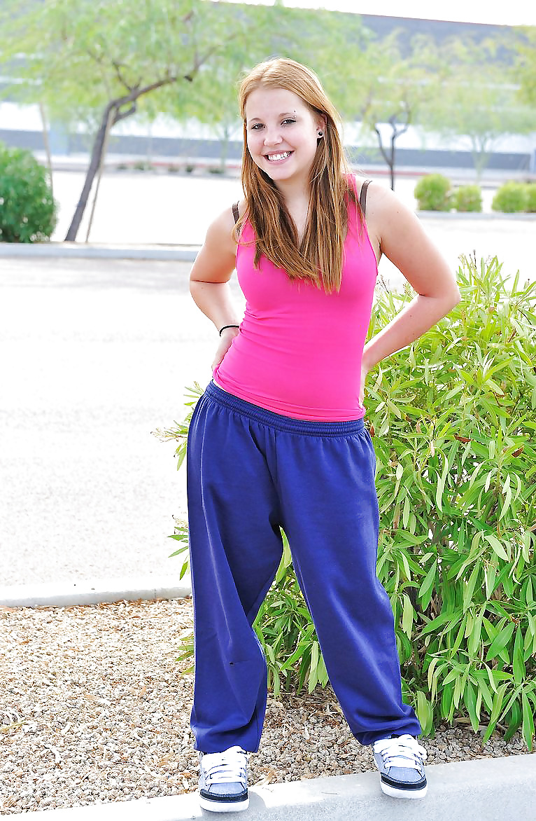 JAIME Flashes in Southland Parking Lot (MALL) #3932206