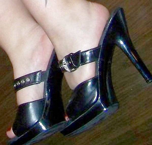 Heels and legs #8316435