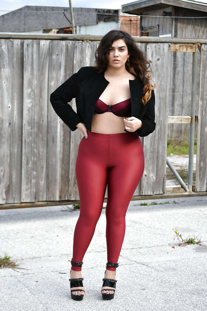 Nadiaaboulhosn11
 #21975847