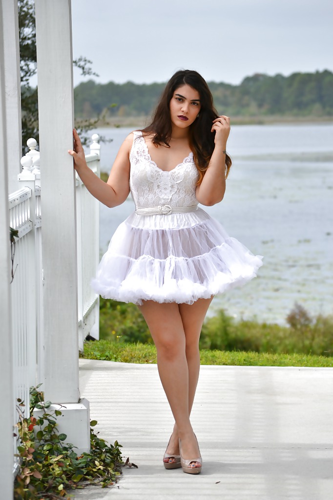 Nadiaaboulhosn11
 #21975957