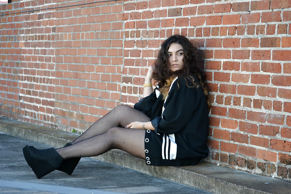 NadiaAboulhosn11 #21976043