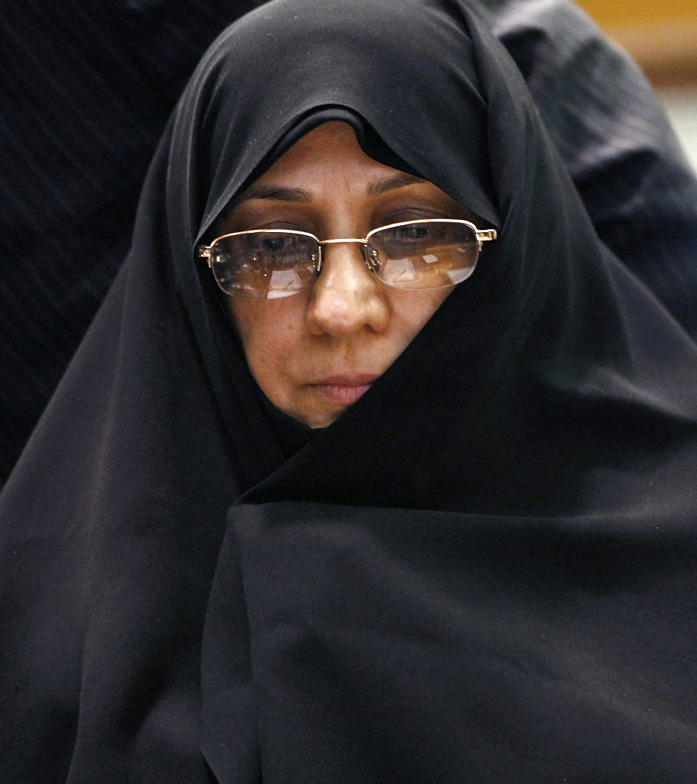 イラン大統領夫人のヒジャブ・ミルフ
 #17284889