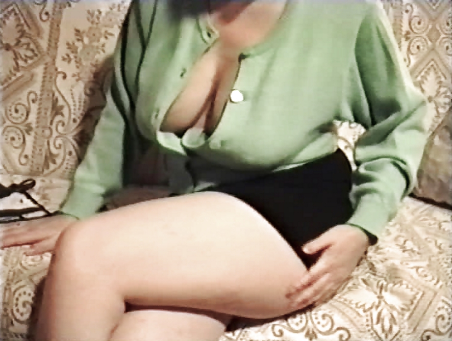 サグ - mommies big bikini boobs in & out green sweater 09
 #15251486