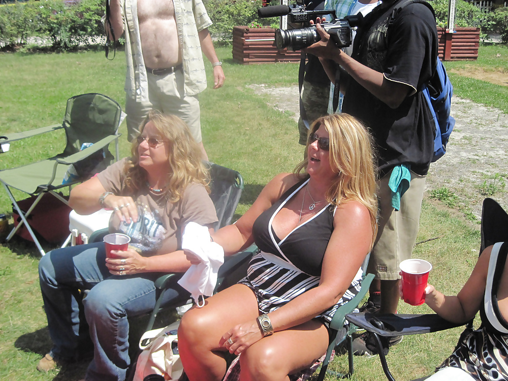 More pics 6 #8541796