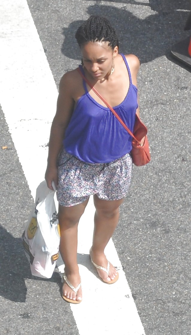 Harlem girls in the heat new york 127 - bra-less nipples
 #4608725