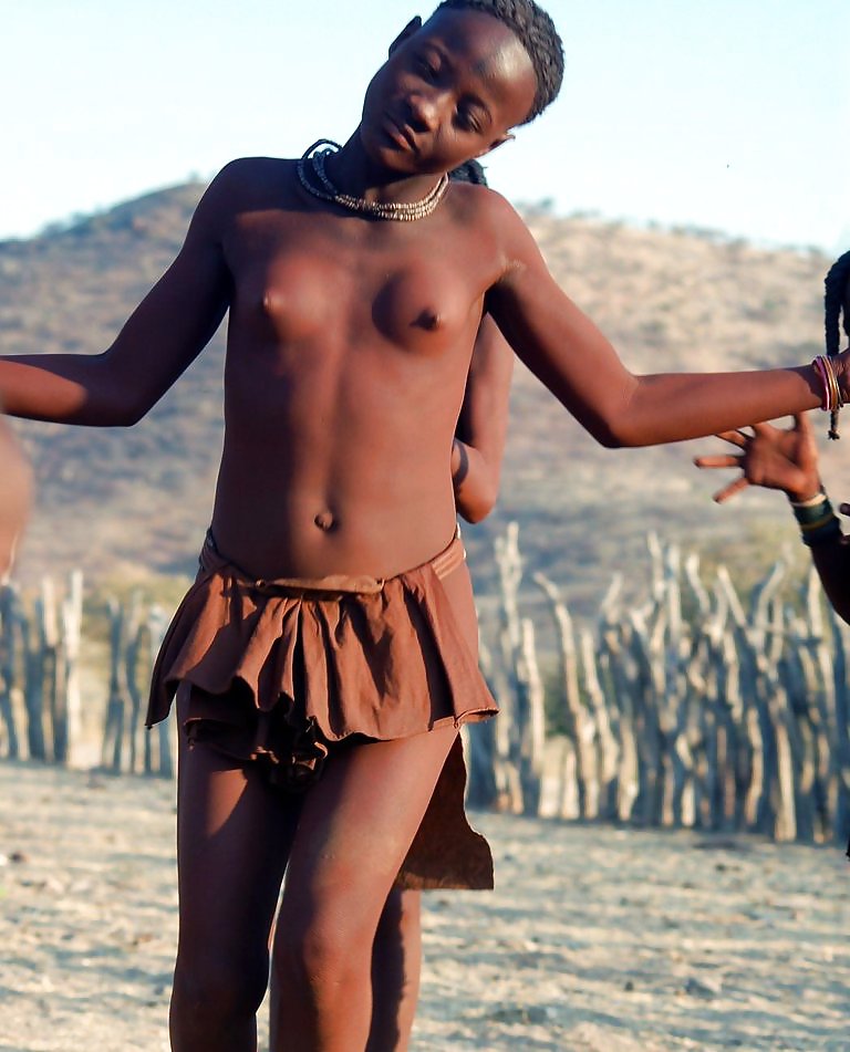 Die Schönheit Afrikas Traditionellen Stammes Mädchen #14880669