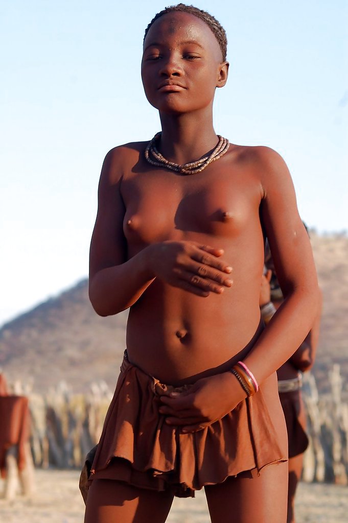 Die Schönheit Afrikas Traditionellen Stammes Mädchen #14880687