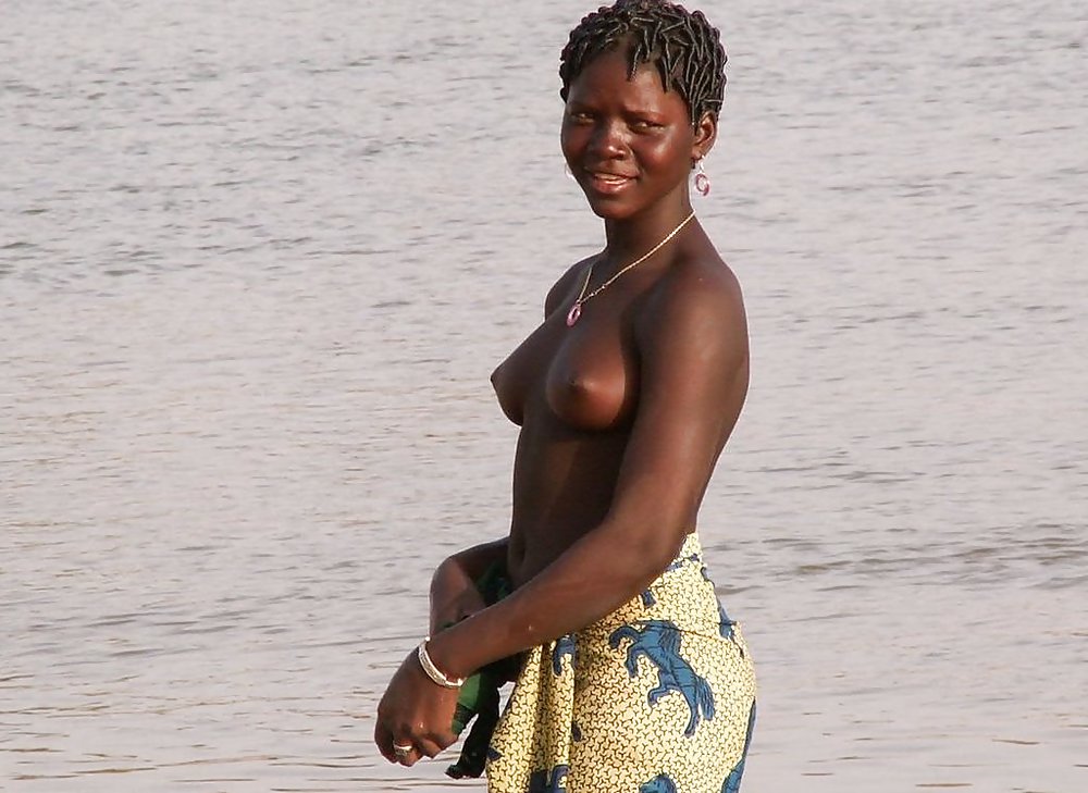 Die Schönheit Afrikas Traditionellen Stammes Mädchen #14880698