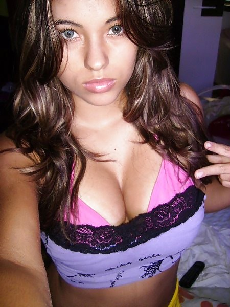 Cleavage #22820087