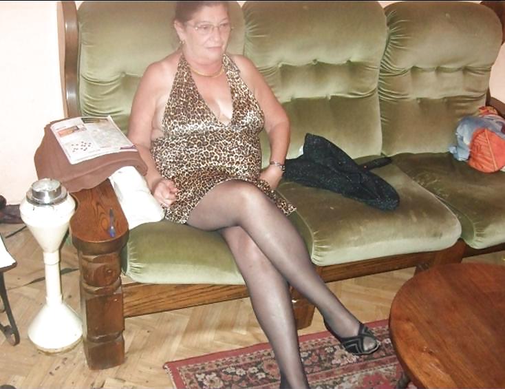 Moms & Grannies Dressed #9618728