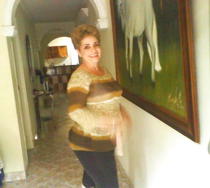 Mütter & Omas Gekleidet #9619062