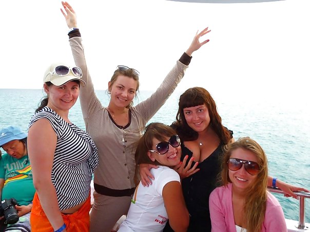 胸の張ったロシア人女性 1402
 #21355191