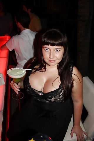 胸の張ったロシア人女性 1402
 #21355207