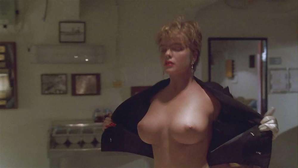 Erika eleniak
 #12586902