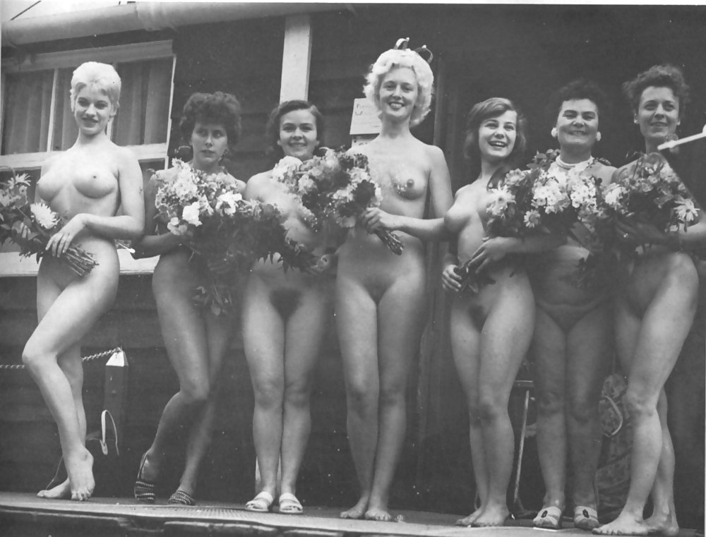 Unas cuantas chicas naturistas vintage que realmente me excitan (2)
 #16391093