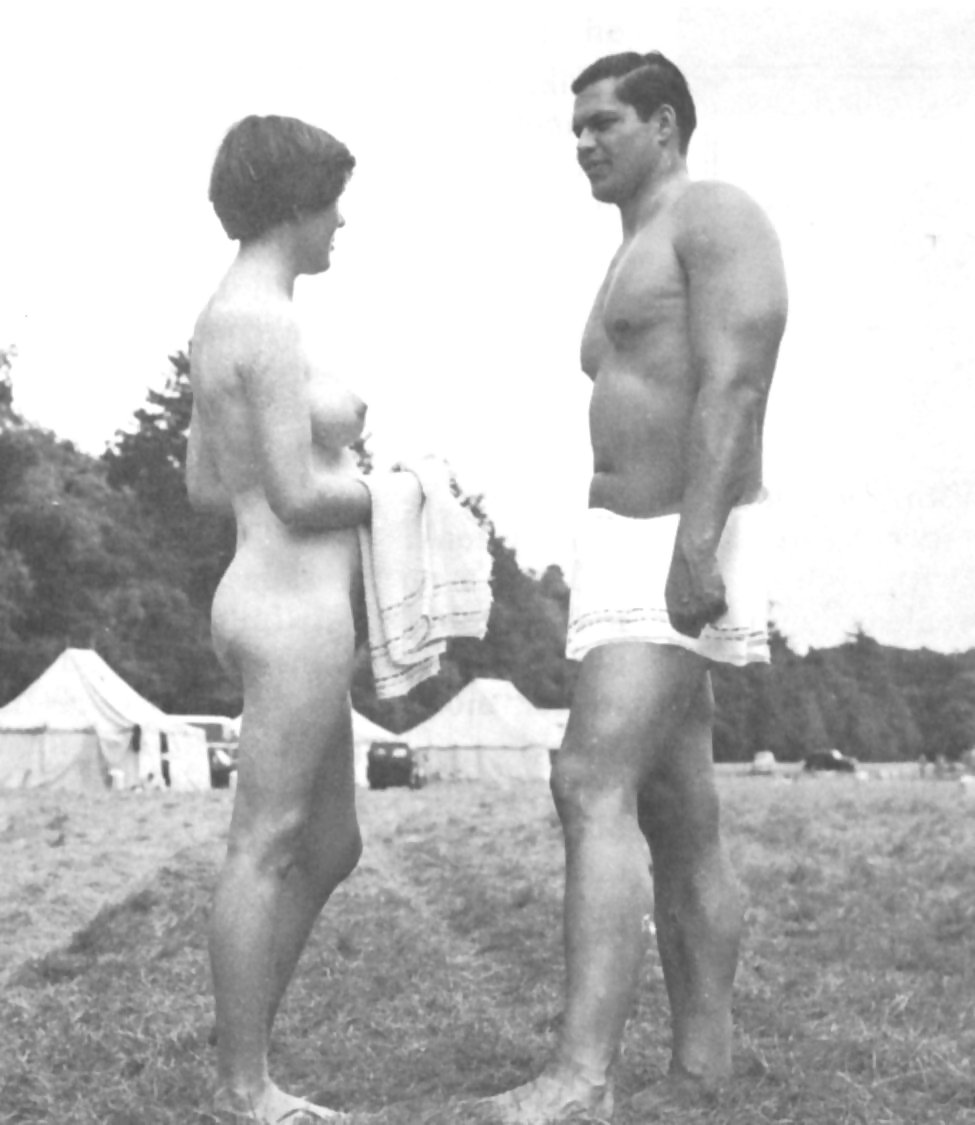 Quelques Filles Naturistes Vintage Qui Tournent Vraiment Moi Sur (2) #16391207