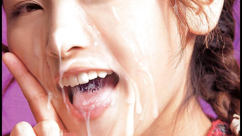 微笑む精液まみれの顔
 #17976829