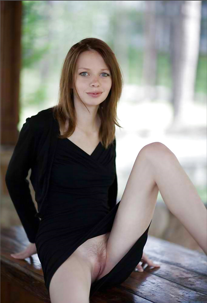 Brunettes 47 Kylie #3835440