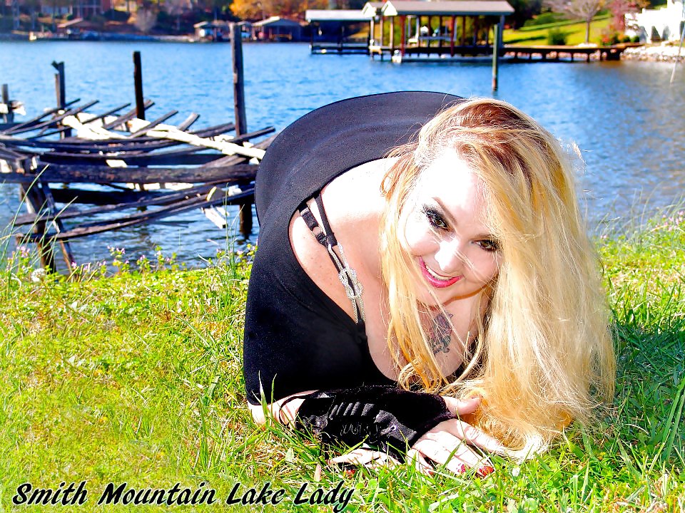 Smith Mountain Lake Lady II #12720515