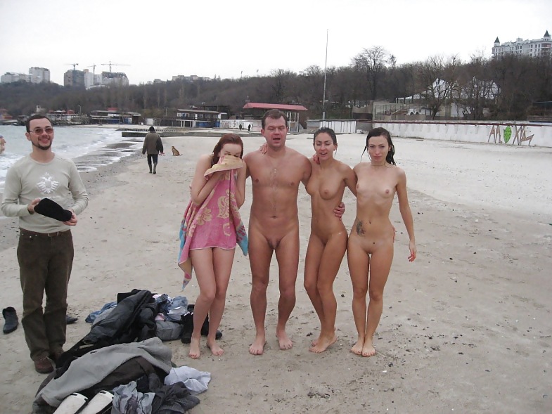 Ukranian Plage Nudiste Déesse Innuska #8202845