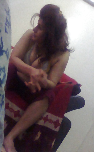 Zivar-mywife
 #14776140