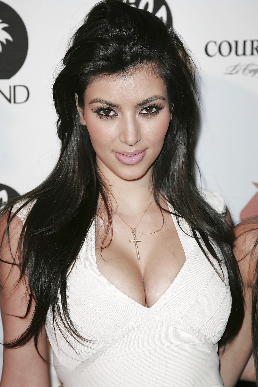 Kim Kardashian Bombs #2137994