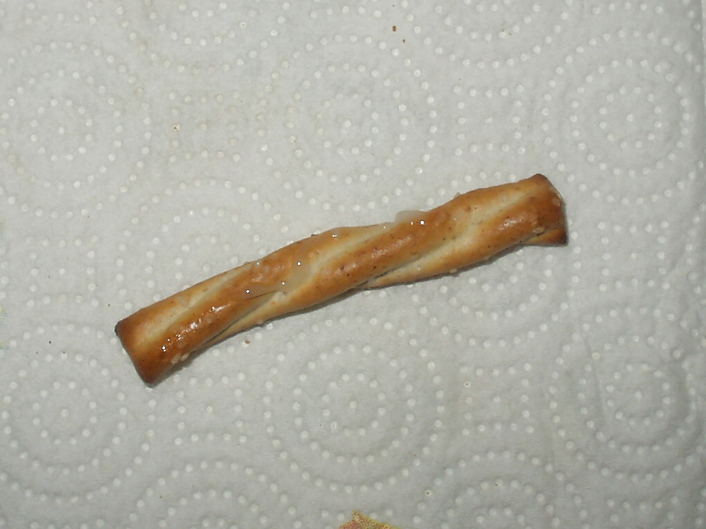 プレッツェルのザーメンまみれ
 #5695743