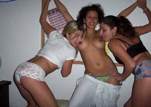 Teens with friends 3 #10035137