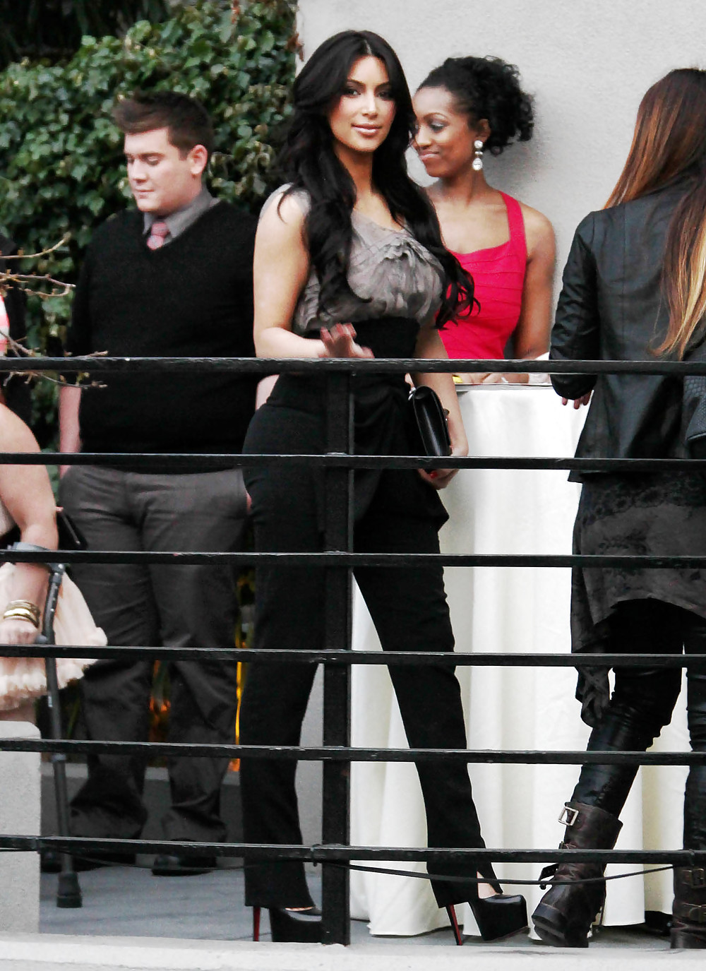 Kim Kardashian Plump Ass Out in LA #3480326