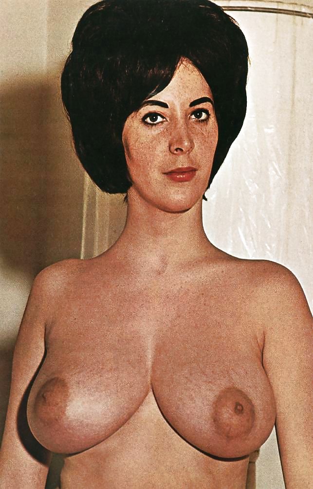 Schöne Vintage-Frauen 4 (große Brüste) #4660872