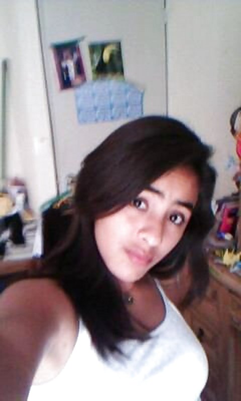 18 años de edad
 #22854407