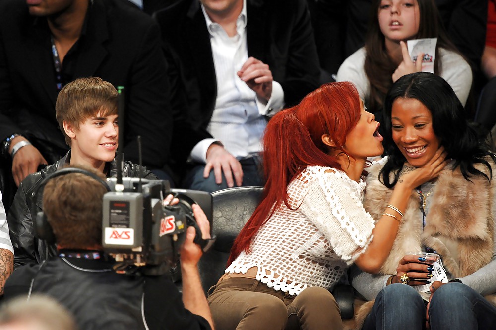 Rihanna Bei 2011 NBA All Star-Spiel #2925048