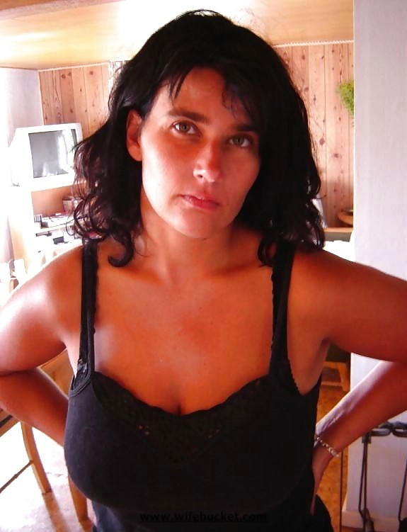 Bustycarole Von Joinuntrue.com #7819268