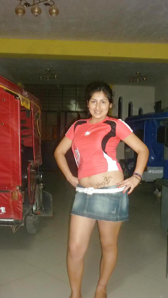 WOMAN (AMIGUITAS 21) #9359509