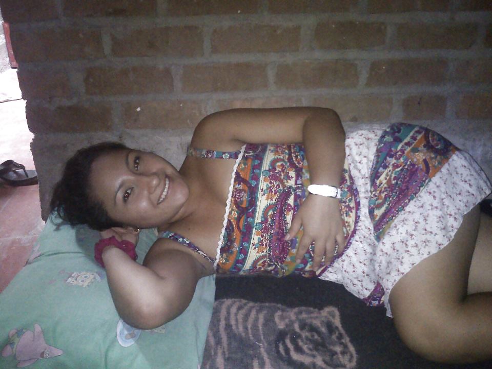 WOMAN (AMIGUITAS 21) #9359527