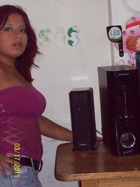 WOMAN (AMIGUITAS 21) #9359633