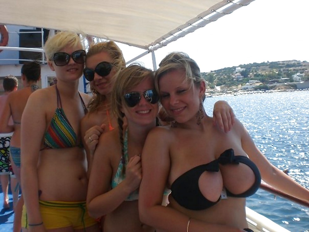 Random Tits 49 #4770140