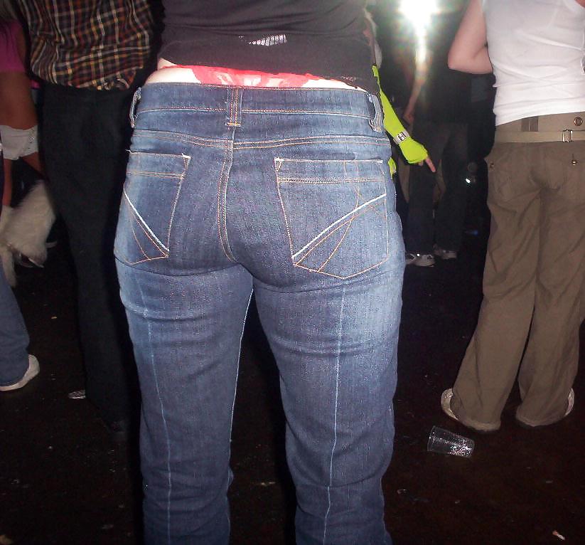Candid Asses And Big Butt In Jeans #2811351