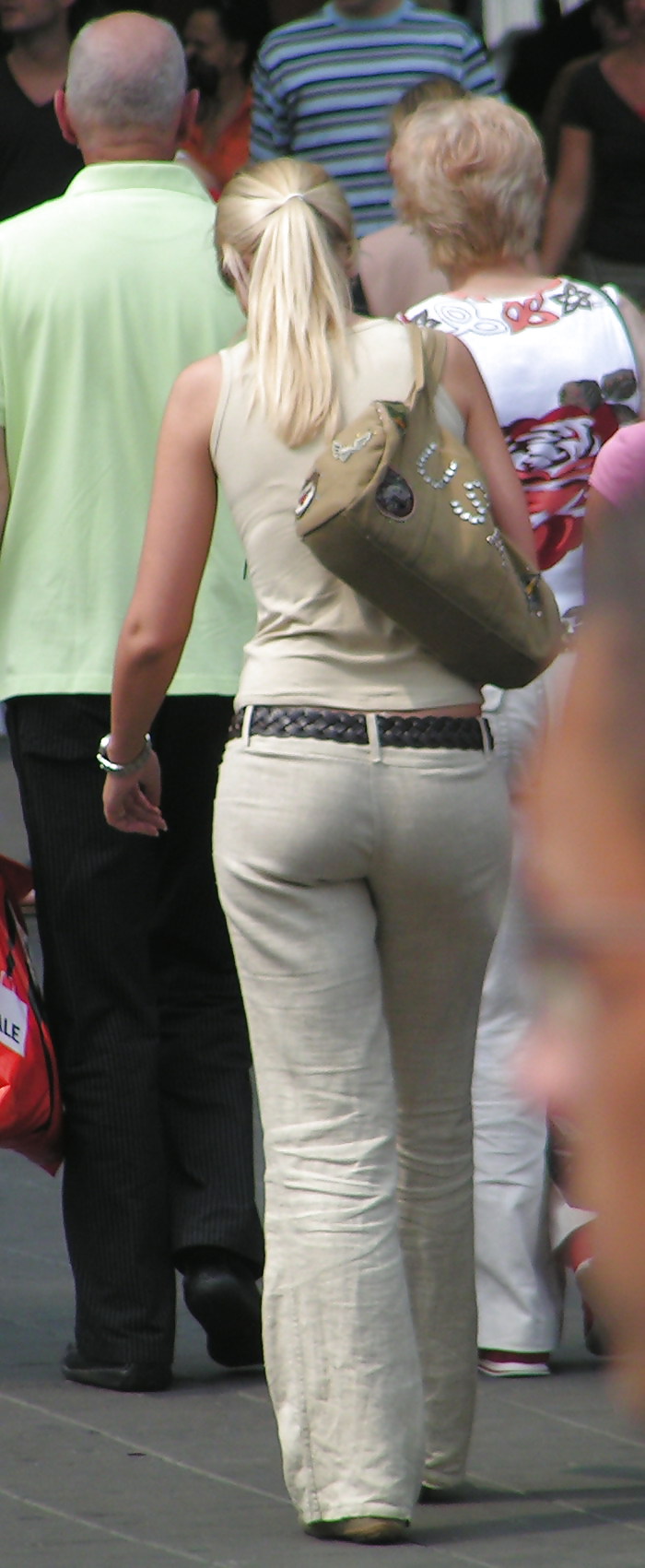 Candid Asses And Big Butt In Jeans #2811889