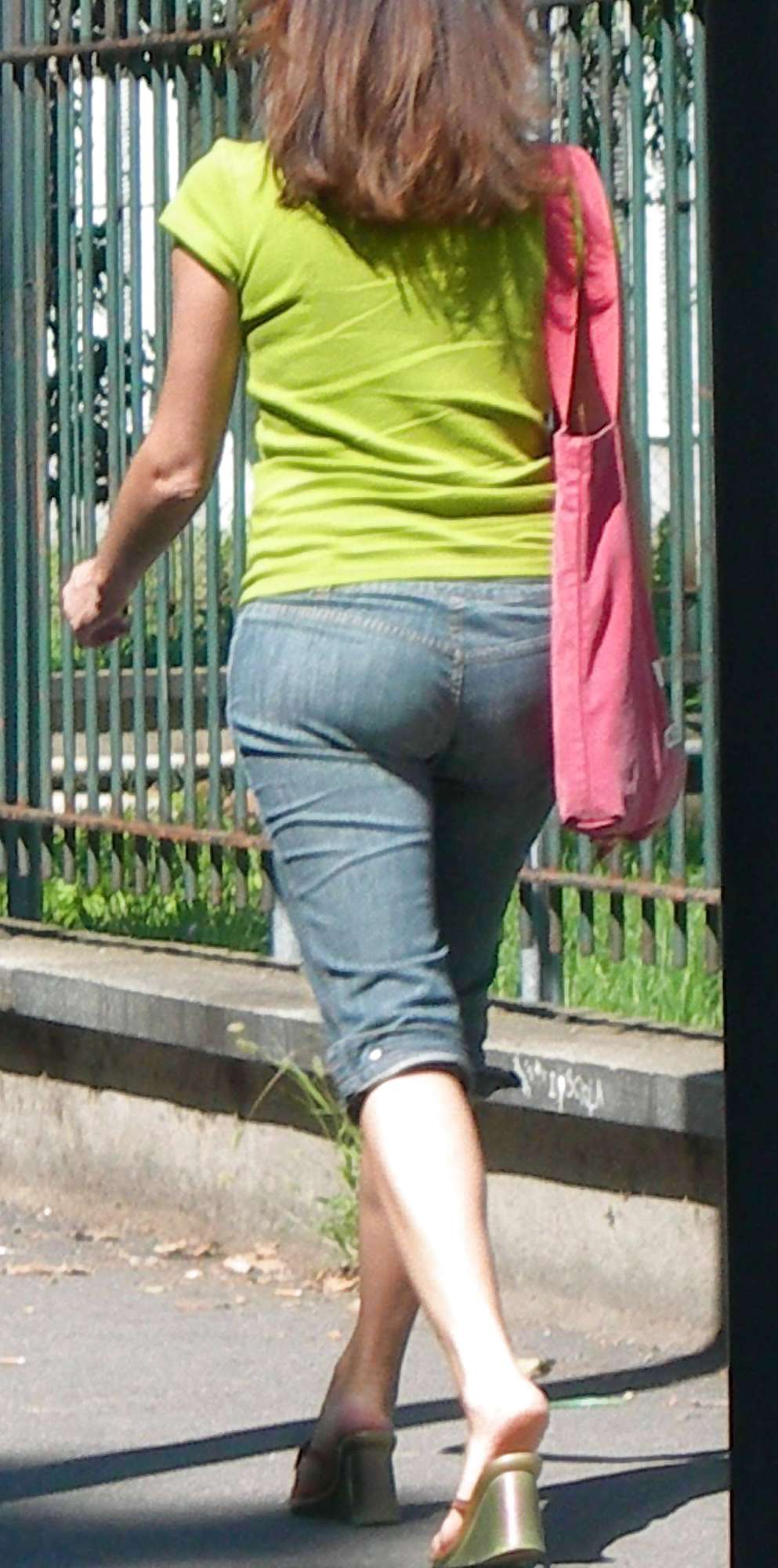 Candid Asses And Big Butt In Jeans #2812015