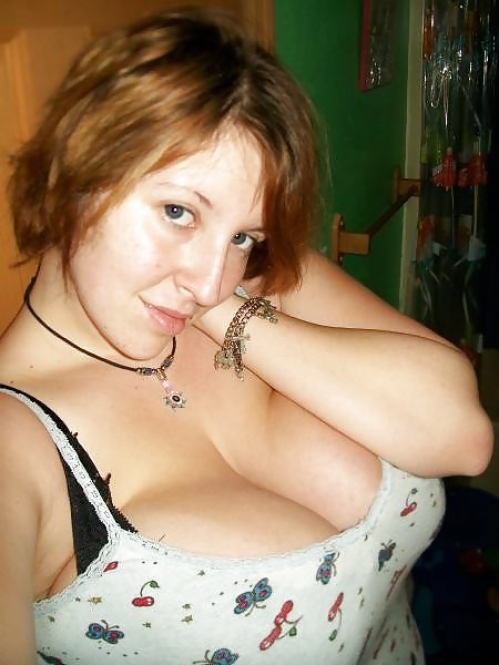 Tons of cleavage #2
 #7915004