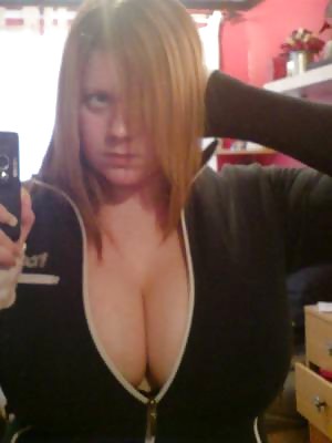 Tons of cleavage #2
 #7915736