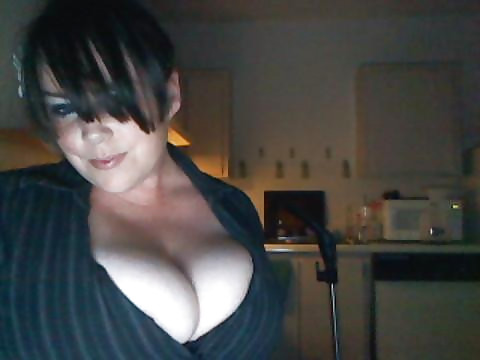 Tons of cleavage #2
 #7916287