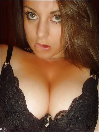 Tons of cleavage #2
 #7916509